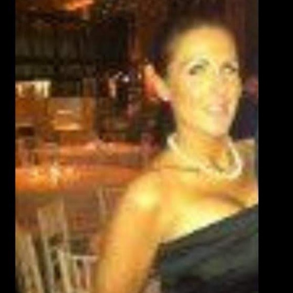 Meet your Posher, Gina - Picture 1 of 1